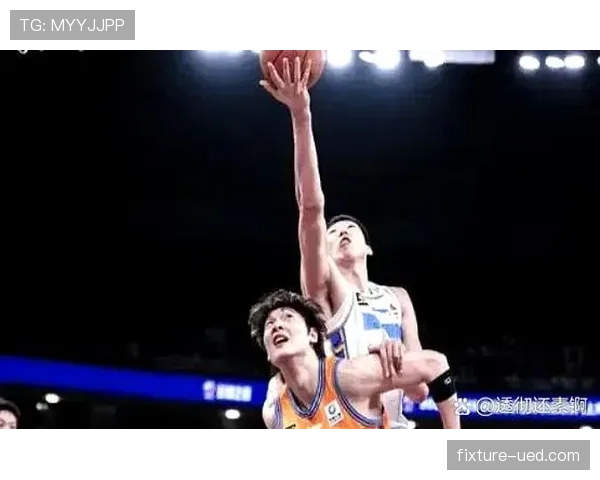 篮球比赛中掩护犯规的判定标准与规则解析